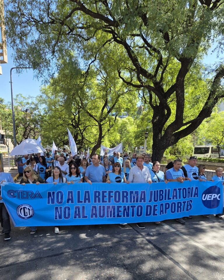 Los gremios estatales presentamos un amparo colectivo contra la reforma ...